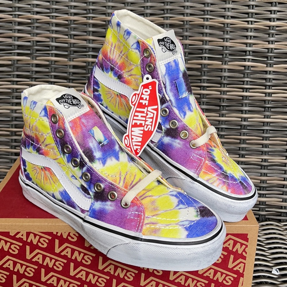 Vans Men’s SK8-Hi Tapered Washed Tie Dye/True White Sneakers - Picture 6 of 16